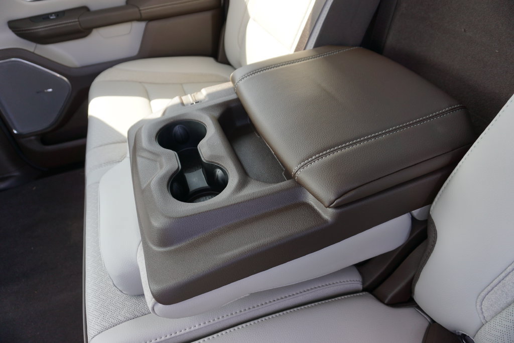 Used 2025 RAM 1500 Laramie w/ Advanced Safety Group II AWD/4WD image 28