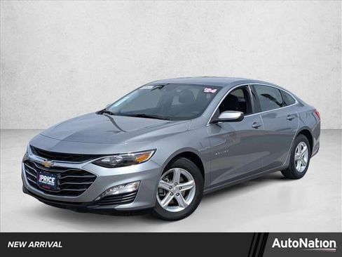 Used 2024 Chevrolet Malibu LT image 1
