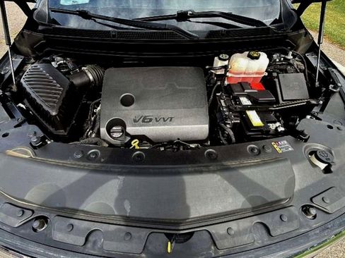 Used 2023 Buick Enclave Essence w/ Experience Buick Package image 24