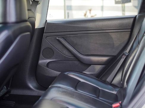 Used 2023 Tesla Model 3 Standard Range RWD image 16