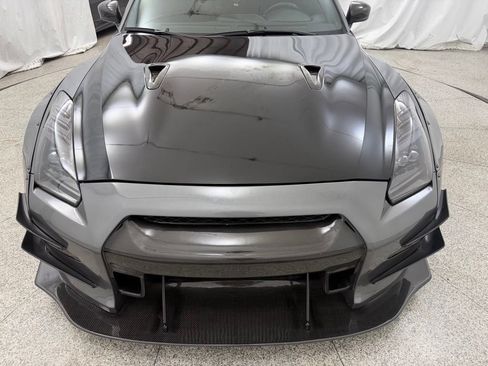 Used 2015 Nissan GT-R Black Edition AWD/4WD image 23