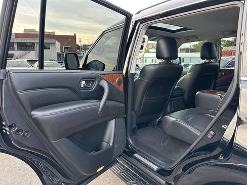 Used 2018 INFINITI QX80 2WD w/ Driver Assistance Package image 19