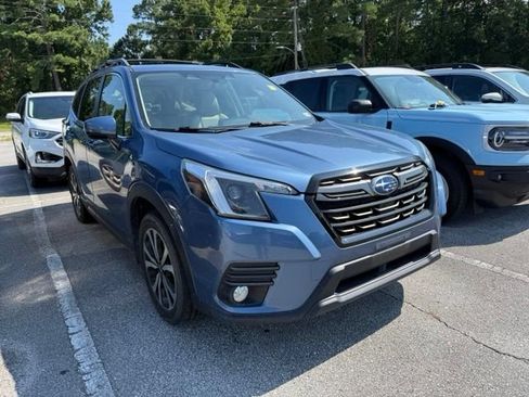 Used 2022 Subaru Forester Limited w/ Popular Package #2 AWD/4WD image 2