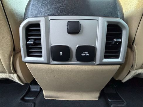 Used 2019 Ford F350 Lariat w/ Lariat Value Package image 21