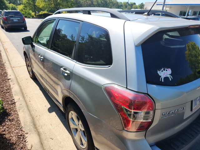 Used 2014 Subaru Forester 2.5i Limited AWD/4WD image 15