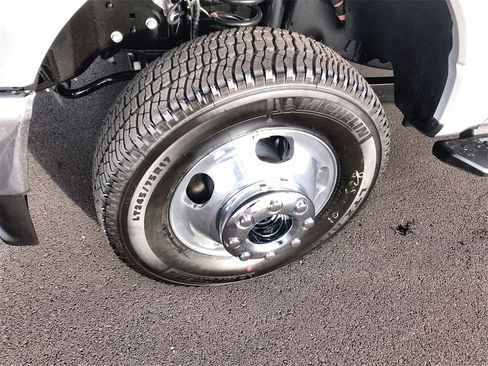 New 2026 Ford F350 XLT w/ XLT Value Package image 10