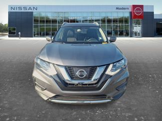 Used 2017 Nissan Rogue S w/ Appearance Package FWD video 2