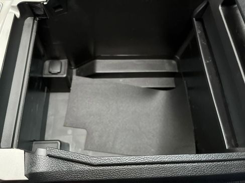 Used 2017 Ford F350 Lariat w/ Lariat Ultimate Package image 25