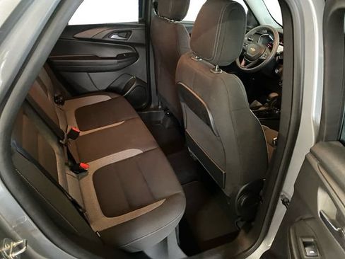 Used 2023 Chevrolet TrailBlazer LT w/ Convenience Package AWD/4WD image 18