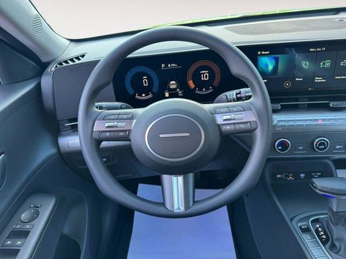 New 2026 Hyundai Kona SE image 15