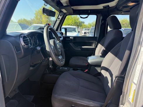Used 2013 Jeep Wrangler Unlimited Sport AWD/4WD image 13
