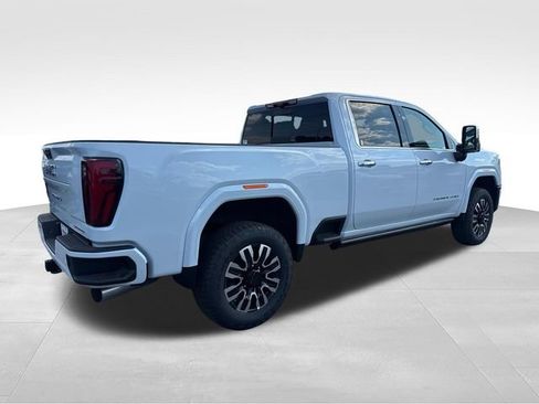 New 2026 GMC Sierra 2500 Denali Ultimate AWD/4WD image 5