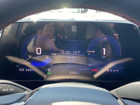 Used 2024 Chevrolet Blazer EV RS image 12