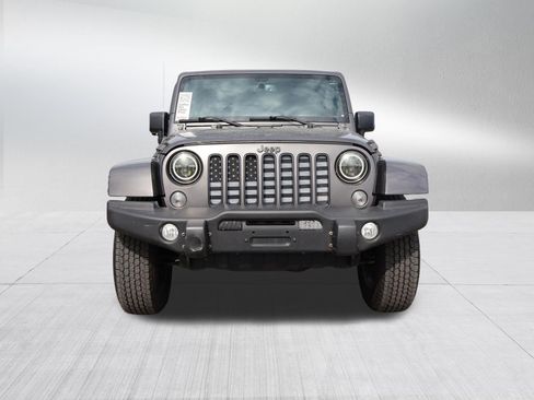 Used 2018 Jeep Wrangler Sport AWD/4WD image 2