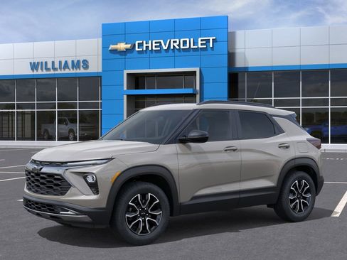 New 2026 Chevrolet TrailBlazer ACTIV AWD/4WD image 2
