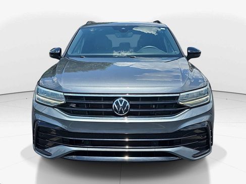 Used 2023 Volkswagen Tiguan SE R-Line FWD image 8