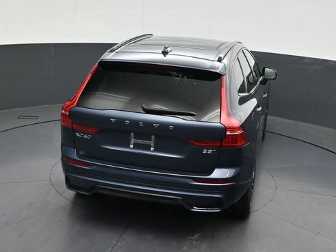 Used 2024 Volvo XC60 B5 Core AWD/4WD image 21