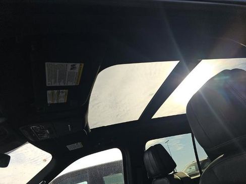 Used 2025 Lincoln Navigator Reserve w/ Jet Appearance Package image 19