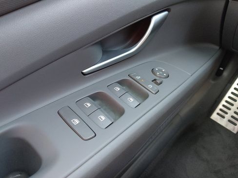 Used 2025 Hyundai Elantra Sport FWD image 27