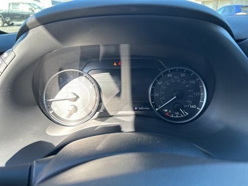 Used 2024 Nissan Armada SL image 17