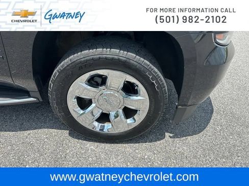 Used 2016 Chevrolet Tahoe LTZ AWD/4WD image 12