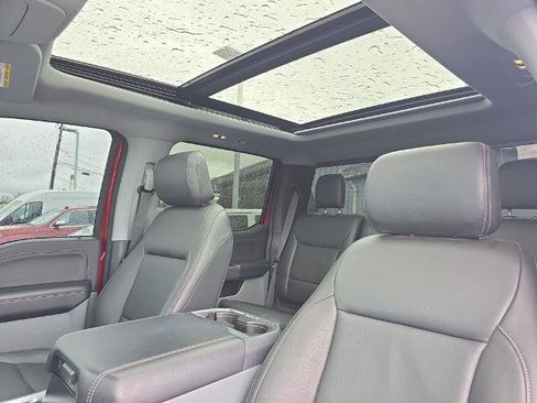 Certified 2024 Ford F250 XLT w/ Black Appearance Package image 9