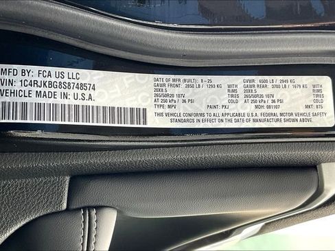 New 2025 Jeep Grand Cherokee L Limited w/ Black Appearance Package image 14