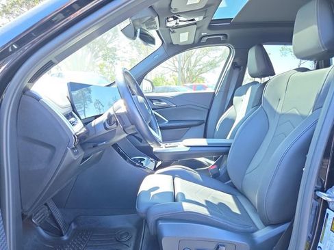 Used 2023 BMW X1 xDrive28i w/ Premium Package image 17