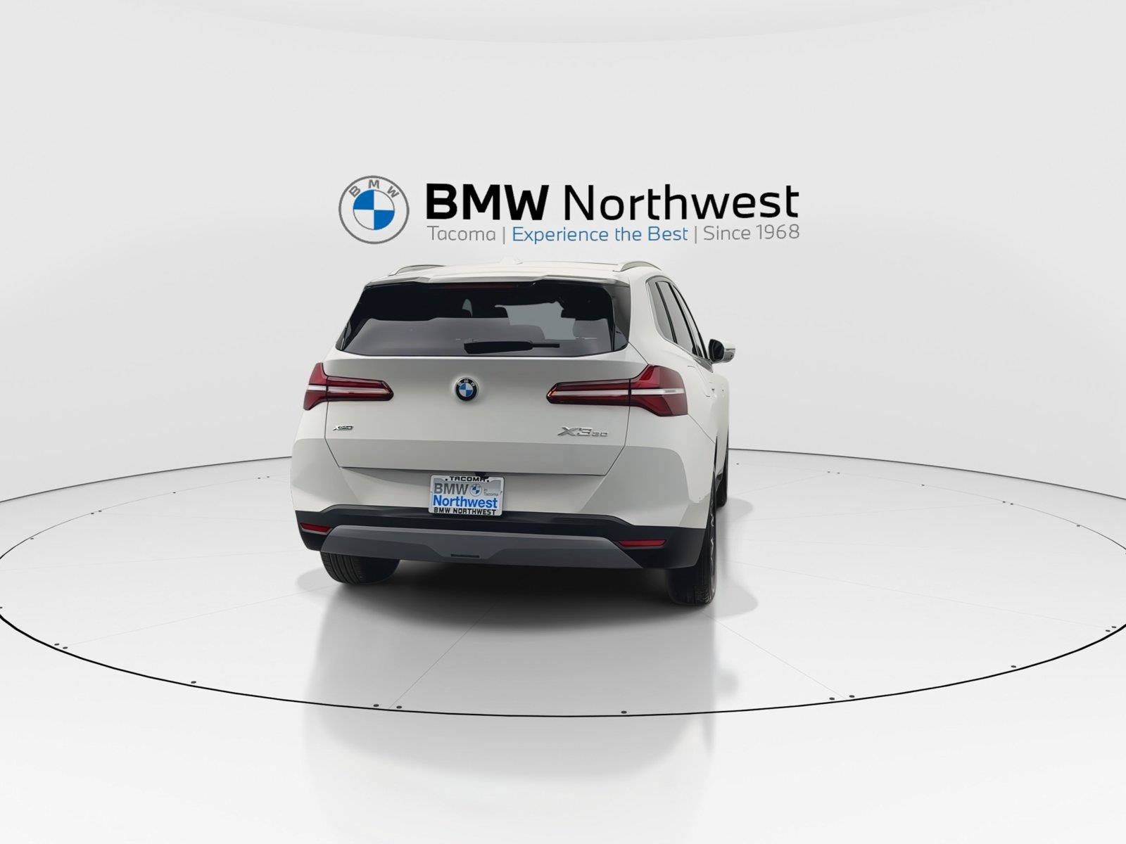 Used 2026 BMW X3 xDrive30i w/ Premium Package AWD/4WD image 2