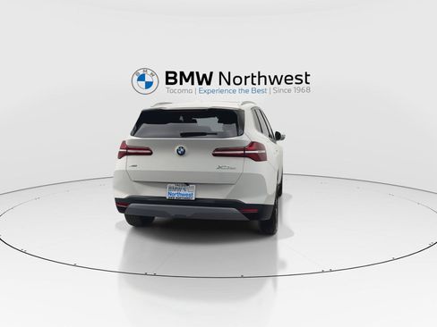 New 2026 BMW X3 xDrive30i w/ Premium Package AWD/4WD image 2