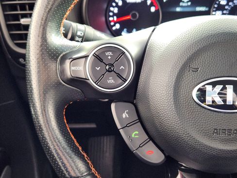 Used 2018 Kia Soul ! w/ Tech Package image 18