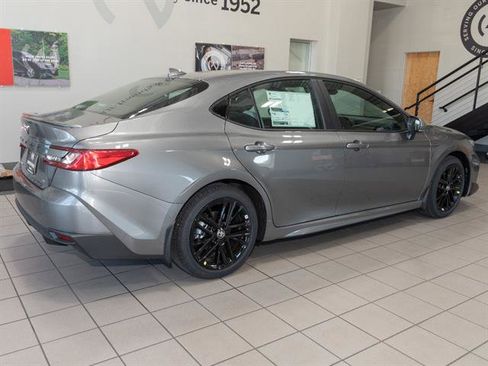 New 2026 Toyota Camry SE FWD image 21