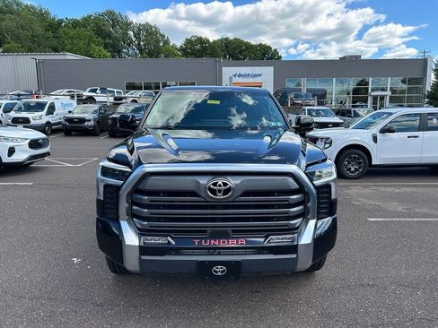 Used 2022 Toyota Tundra Limited w/ Power Package AWD/4WD image 2