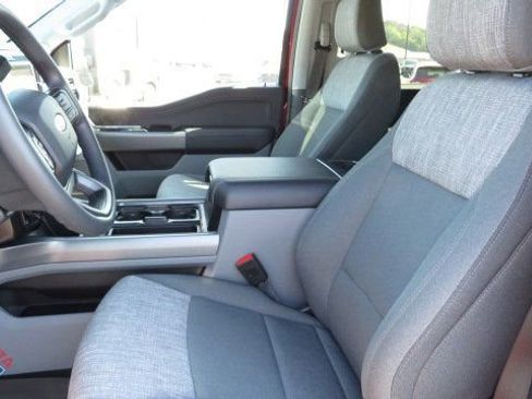 New 2026 Ford F350 XLT w/ XLT Premium Package AWD/4WD image 4