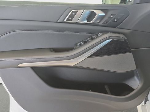 New 2026 BMW X5 sDrive40i w/ M Sport Package RWD image 21