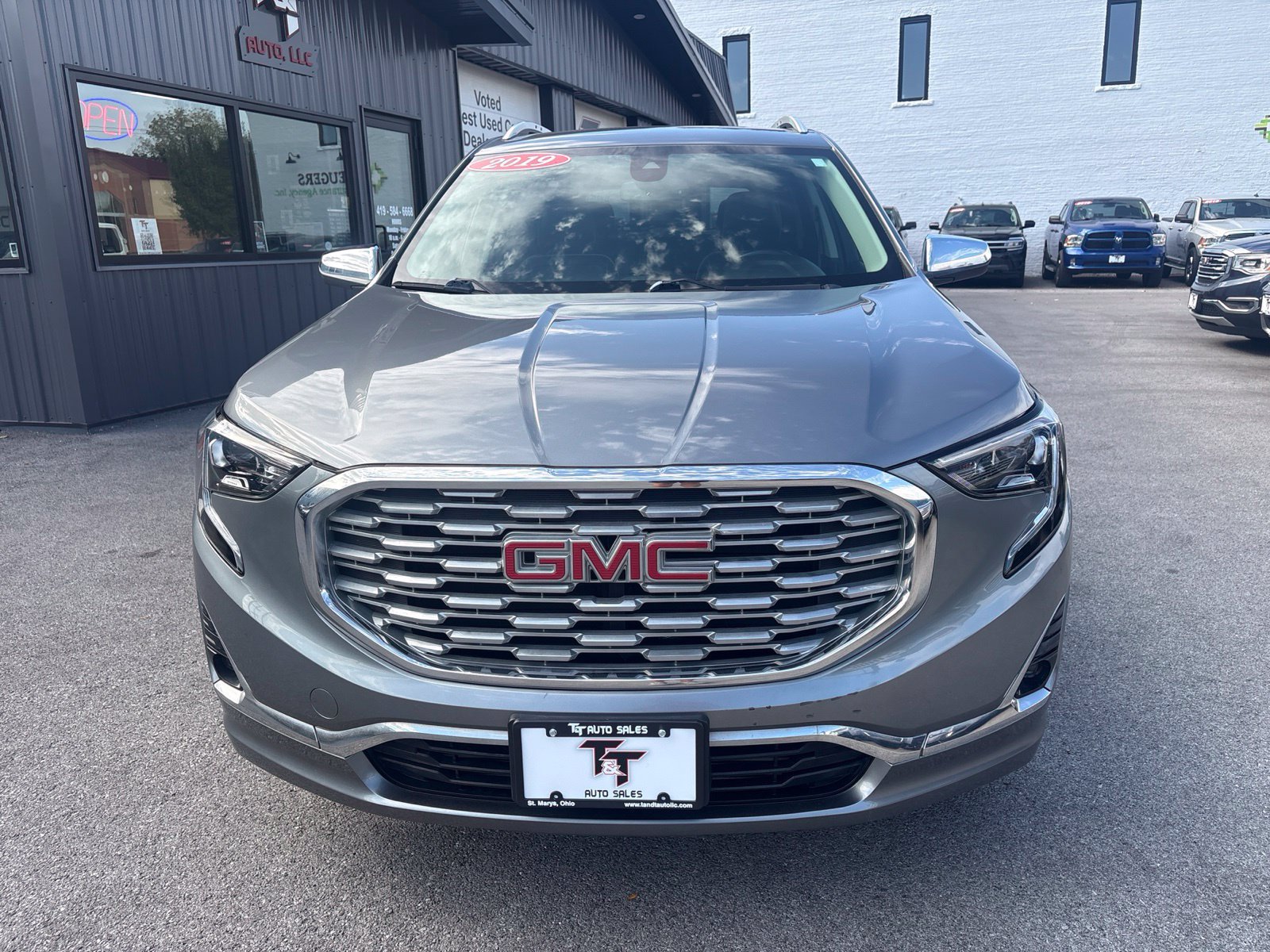Used 2019 GMC Terrain Denali w/ Driver Alert Package II FWD image 8