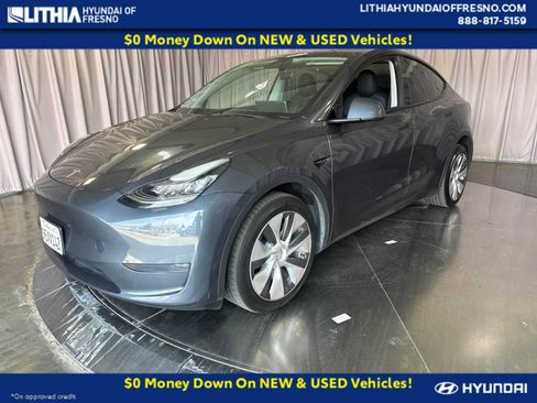 Used 2023 Tesla Model Y Long Range AWD/4WD image 1