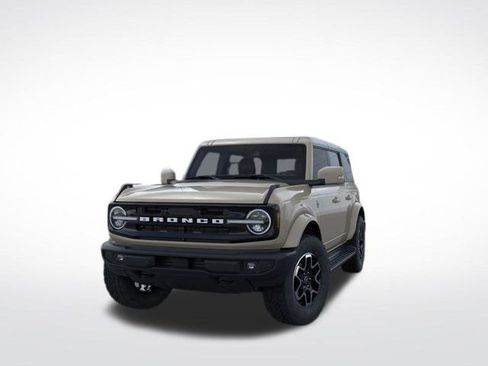New 2025 Ford Bronco Outer Banks image 2