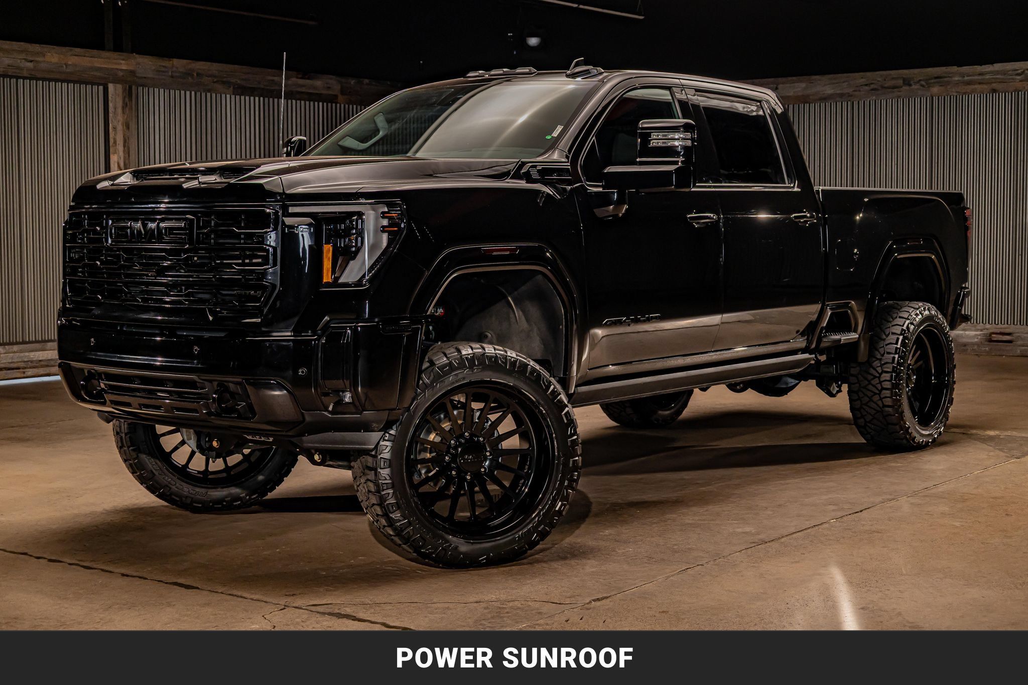 Used 2026 GMC Sierra 2500 AT4 w/ AT4 Premium Plus Package AWD/4WD image 5