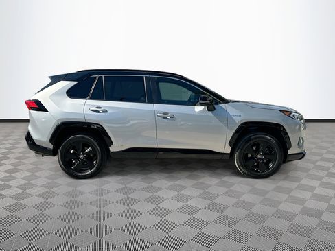 Used 2021 Toyota RAV4 XSE image 8