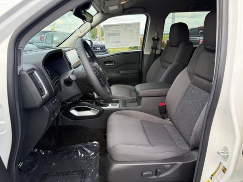 New 2026 Nissan Frontier SV w/ All-Weather Content Package AWD/4WD image 4