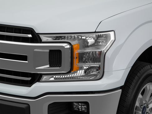 Used 2018 Ford F150 Platinum w/ Equipment Group 701A Luxury AWD/4WD image 48