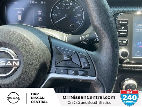 Used 2023 Nissan Kicks SV FWD image 19