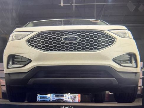 Used 2024 Ford Edge SEL w/ Convenience Package AWD/4WD image 15