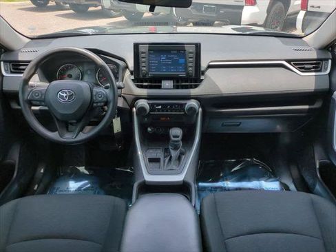 Certified 2021 Toyota RAV4 LE FWD image 14