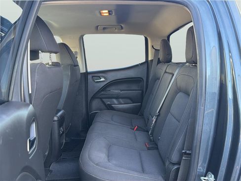 Used 2019 Chevrolet Colorado LT w/ LT Convenience Package AWD/4WD image 16