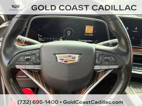 Used 2021 Cadillac Escalade ESV Premium Luxury w/ Driver Assist Tech Package AWD/4WD image 27