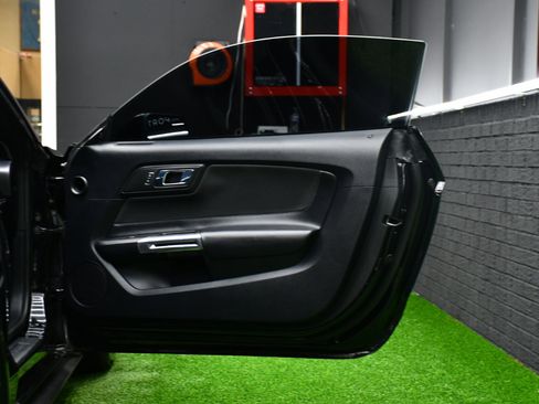 Used 2015 Ford Mustang Coupe image 28