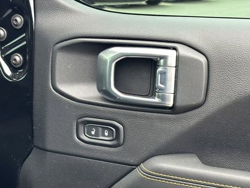 New 2026 Jeep Gladiator Sport image 38