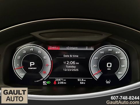 Used 2022 Audi Q8 Prestige w/ Prestige Package image 6